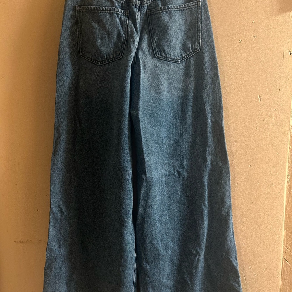 Express Jeans - Picture 2 of 4